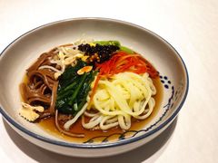 -江城小馆陕南妈妈菜·全球旅行餐厅(钟楼店)