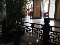 大堂-老六杀猪菜(进乡街店)