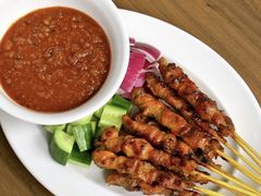 -东海岸人工湖美食村