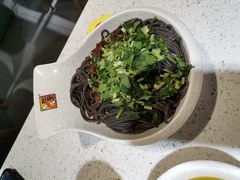 酸辣蕨根粉-一把骨(盐市口店)