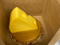 芝士咸蛋黄蛋糕-星巴克(昆山花桥商务城店)