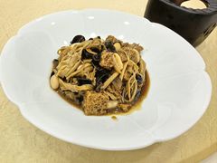 -梅龙镇酒家(南京西路总店)