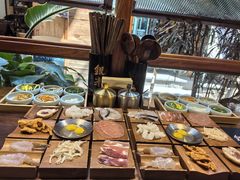 -银米·云南传统过桥米线(双廊黑金冠店)
