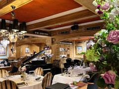 -火车头法国西餐厅