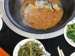 -北京龙庆四季香农家饭庄·灶台鱼·碳烤虹鳟鱼(龙庆峡店)