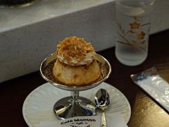 -Café Monson