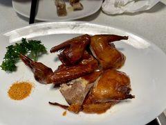 金牌乳鸽-煲王粤菜餐厅(中侨中心店)