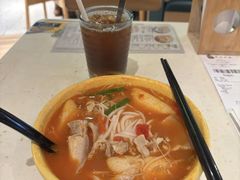 -谭仔云南米线(粉岭车站路店)