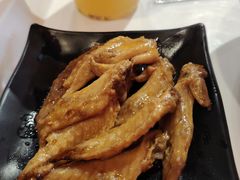 -何记花甲(海岸城旗舰店)