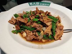 -费大厨辣椒炒肉(黄兴中心广场店)