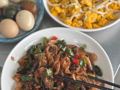 -丹水桥地锅鱼·翘嘴鲌·地方特色全鱼宴(丹江口大坝店)