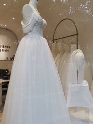 点击看大图 -予白婚纱礼服馆
