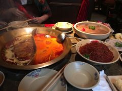 -小龙坎火锅(湖滨银泰in77店)