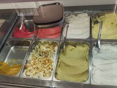 -VENCHI 闻绮(上海佛罗伦萨小镇店)