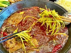 -黄潇洒老火锅(九眼桥宏济巷店)