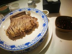 精品手把肉-巴音浩日娲·蒙餐(双林东路店)