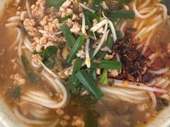 -余庆小吃(小吃一条街店)