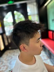 -豪帅男士理容馆