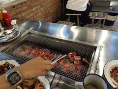 -马路牙子烧烤音乐酒馆(望京店)