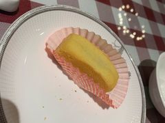 金条凤梨酥-邓丽君音乐主题餐厅