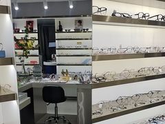 -视野联行眼镜蔡司·依视路官方授权店(顺城店)
