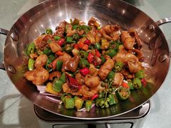 -辛香味烧鱼馆·非遗技艺·排骨红烧肉(光谷医药园店)