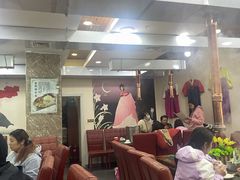 大堂-朴小妹人参鸡汤火锅(长白山万达店)