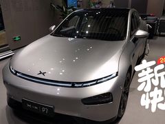 -小鹏汽车体验中心(苏州龙湖狮山天街店)