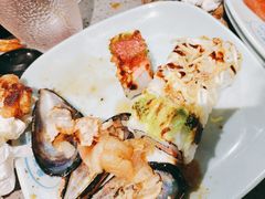 -金滏山烤肉·海鲜·火锅自助餐厅(襄阳万达店)