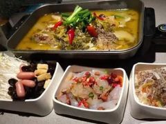-半天妖烤鱼(紫荆广场店)