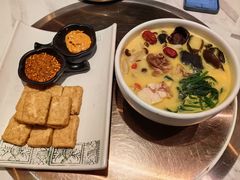 -云海肴云南菜·蒸汽石锅鱼(新奥店)