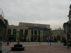 -王府井奥莱临潼小镇(临潼店)