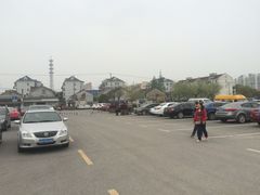 -新场古镇-停车场