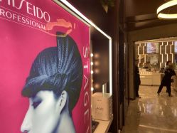 -AKOZO Beauty Salon