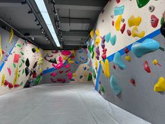-CLIFFS颗粒攀岩(萧山众安店)