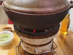 炭炉果鸡煲-威邵鸡煲(西华路总店)