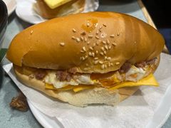 招牌咸牛肉芝士猪仔包-华嫂冰室(尖沙咀店)
