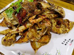 -老东镇啤酒屋海鲜加工·蒸汽海鲜·海鲜烧烤(台东店)