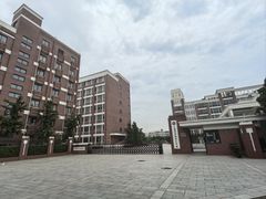 -上海市曹杨第二中学