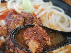 -丽虹云南过桥米线(兴工街店)