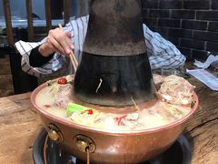 -老蜀铜火锅·酸菜脊骨·麻辣羊蝎子(热闹路店)