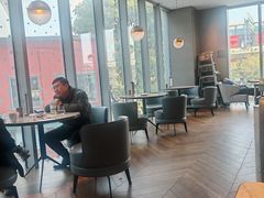 -必胜客(上海新南方商城PH店)