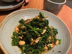 青年拌菜-青年公社烤鸭(宝杨宝龙广场店)