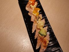 -万岁料理回转寿司(华贸店)