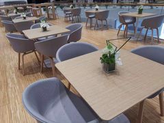 -杭州中沃沃尔沃4S店(滨江区店)