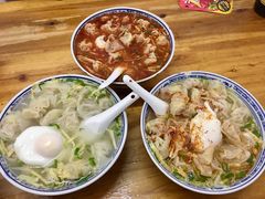 -胖子馄饨坊(天目大厦东南)