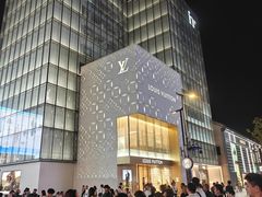 -杭州湖滨银泰in77