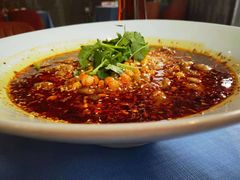 -卯火锅(人和协信店)