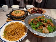 -小菜园新徽菜(阜阳颍州万达店)