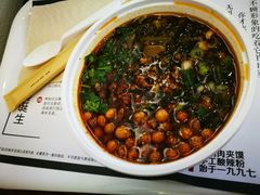 -荀记肉夹馍(三八家乐福店)